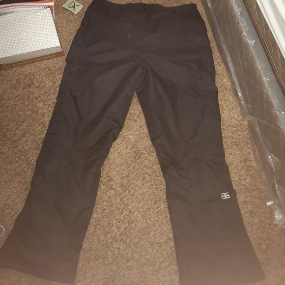 Snow pants - Picture 2 of 3